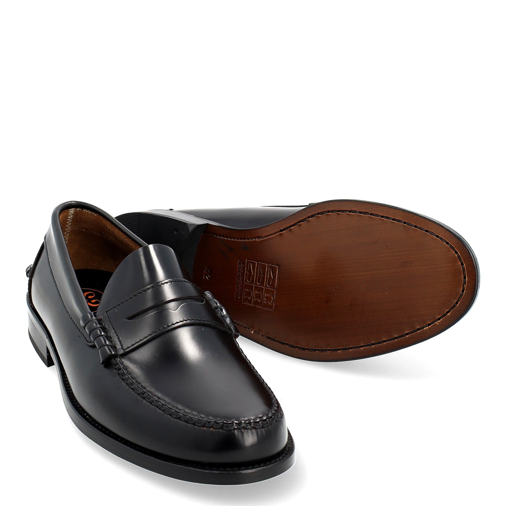 Zapato Castellano hombre Lucentum · Piel Negra · Producción Limitada