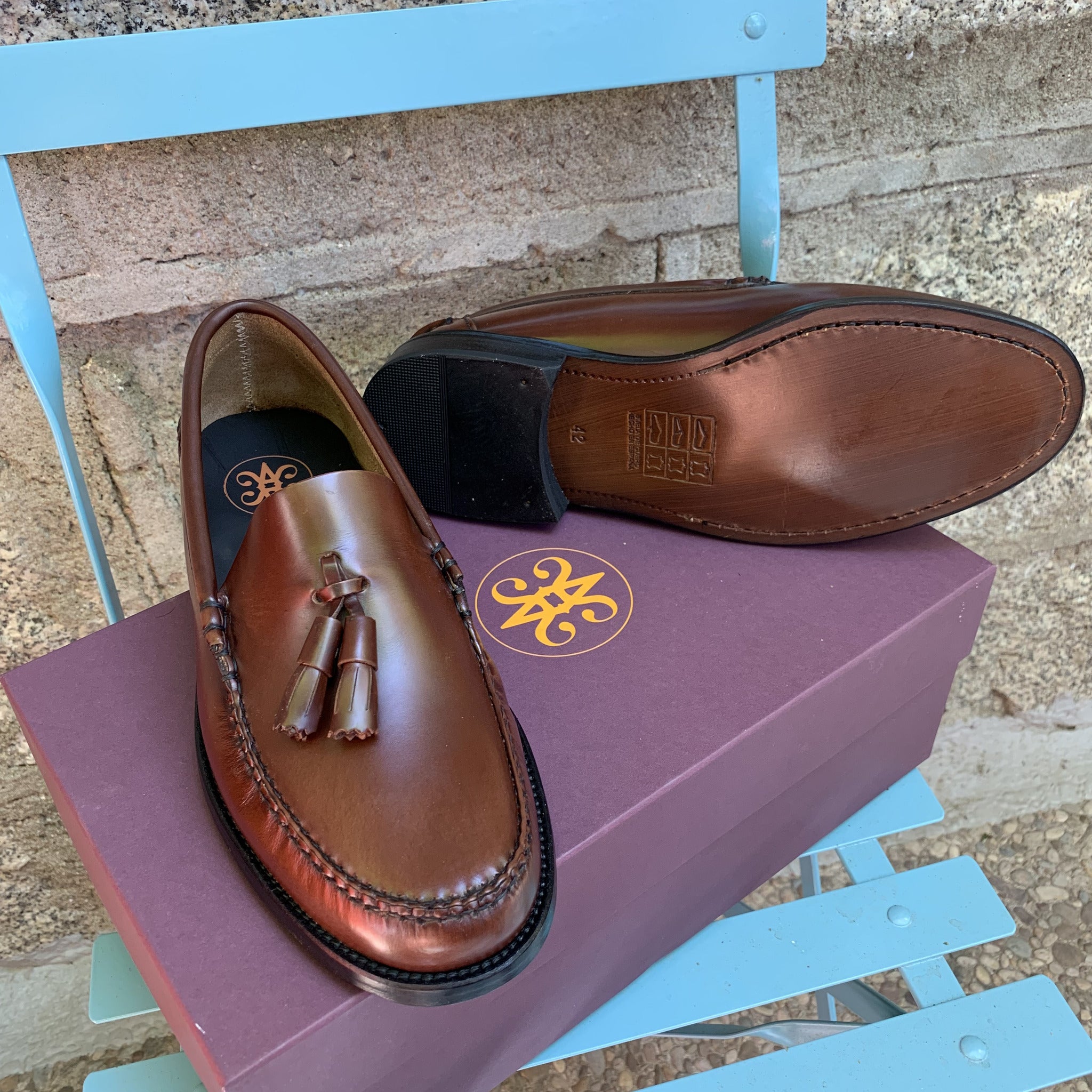 Helmantic Golden · Zapato Castellano hombre con Borlas · Confección Limitada