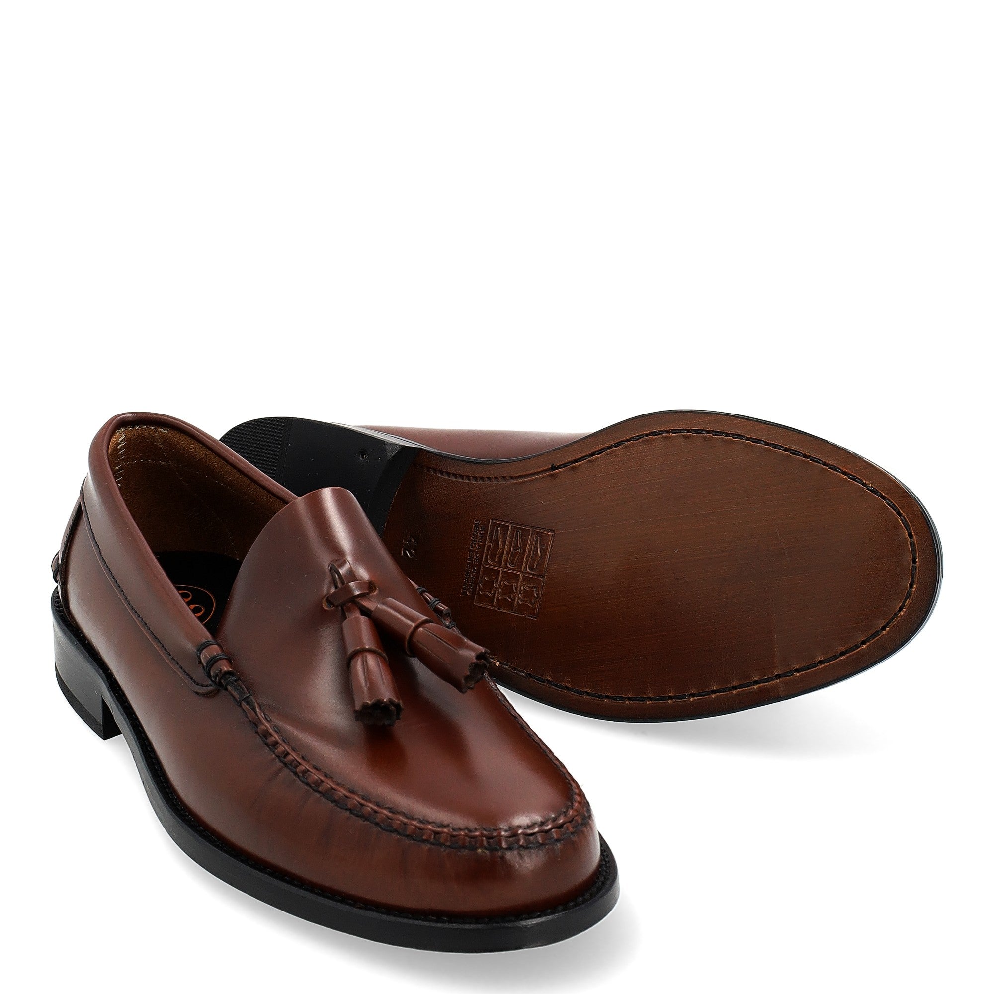 Helmantic Golden · Zapato Castellano hombre con Borlas · Confección Limitada