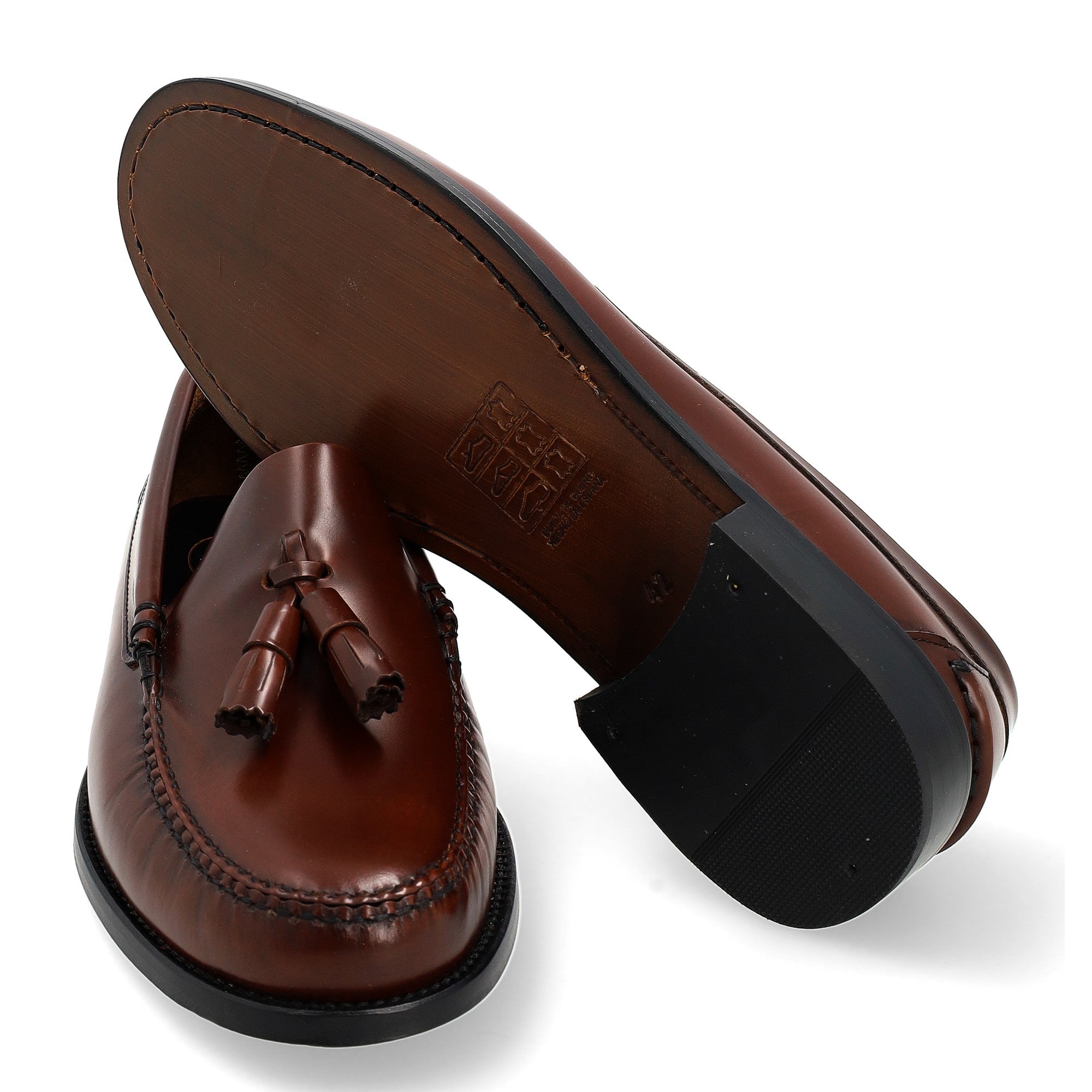 Helmantic Golden · Zapato Castellano hombre con Borlas · Confección Limitada